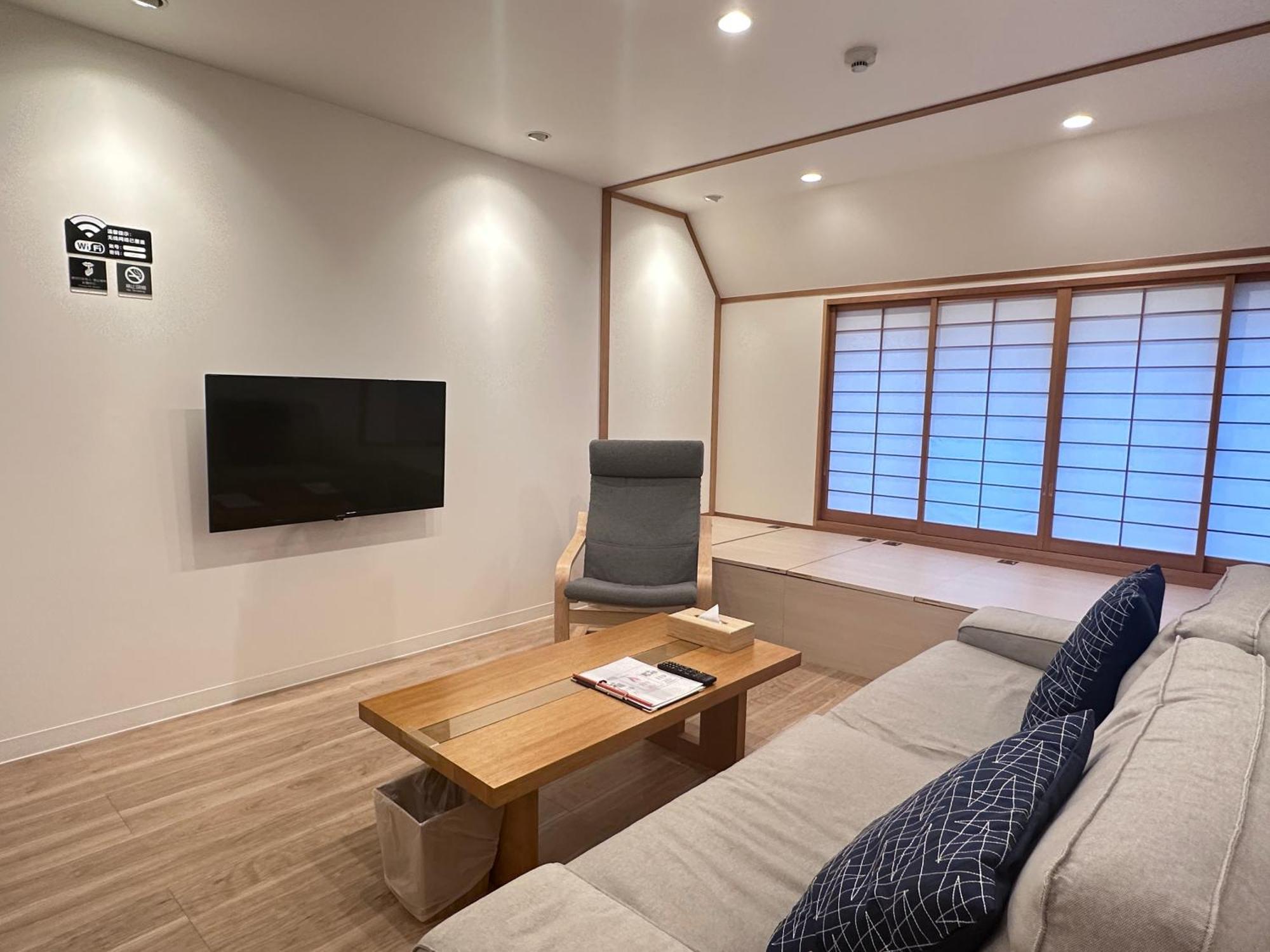 拾野の家 301洋室 Hotel โอซาก้า ภายนอก รูปภาพ